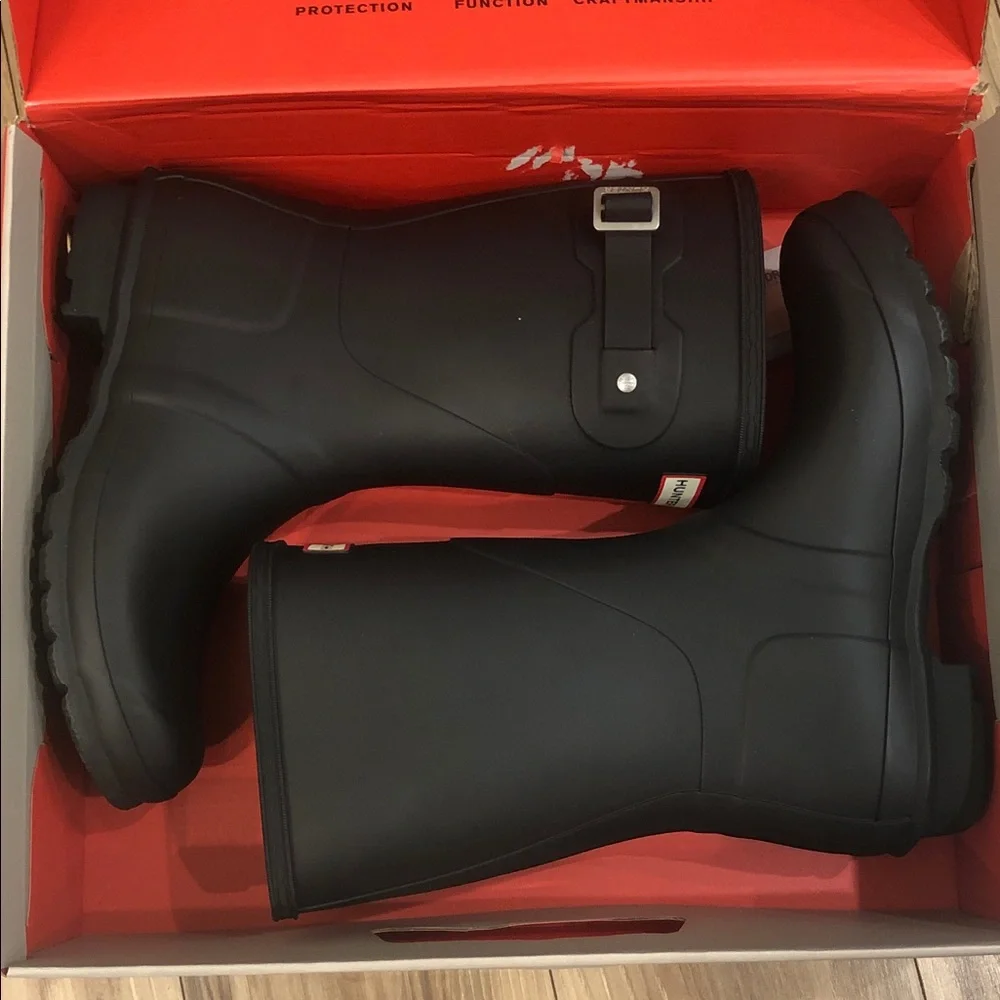 Hunter Women's Original Short Back Adjustable Rain Boot- US 9M